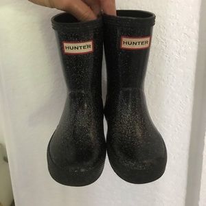Black sparkly Hunter rain boots US 7/8
